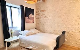 Duplex Standing 7Min➤Fontainebleau-Insead⎮45Min➤Paris